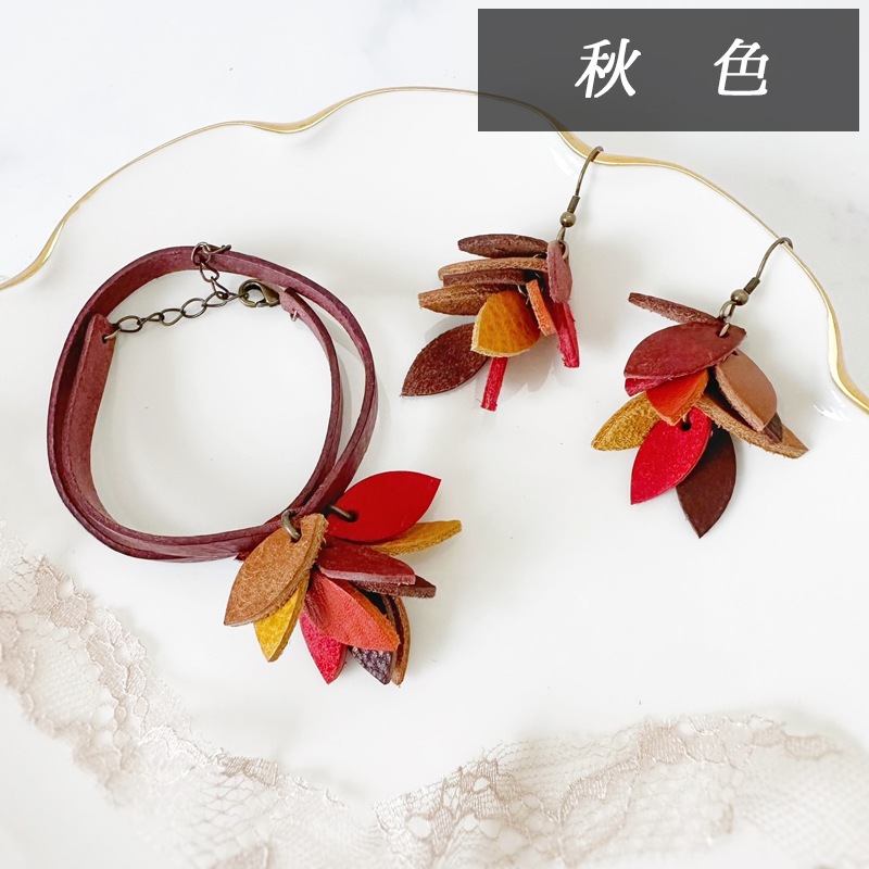 革の葉っぱ＊アクセサリーセット｜革小物オーダーメイドのお店fleur
