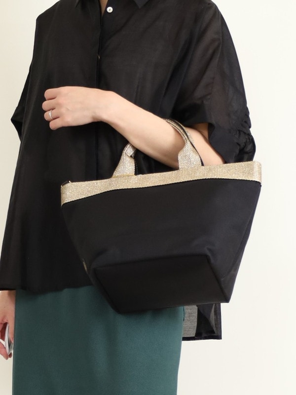 【VIOLAd'ORO】キラリ☆ナイロンバッグ