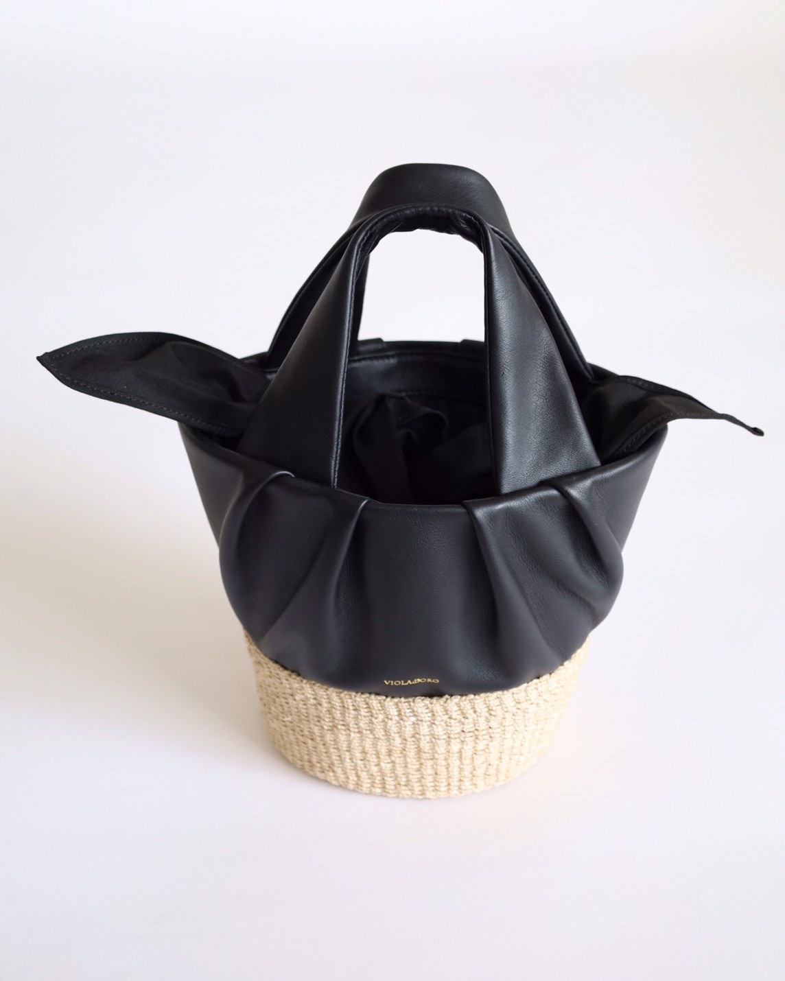 【VIOLA'dORO】牛革・アバカバケツバッグ