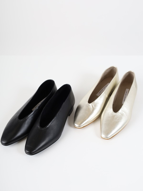 【ATELIER BRUGGE】シープレザーフラットシューズ|ATELIER BRUGGE アトリエブルージュ|Brand