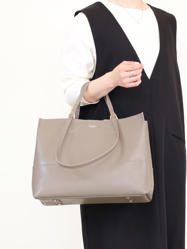 【VIOLA'dORO】シボ型押し２WAYトートバッグ