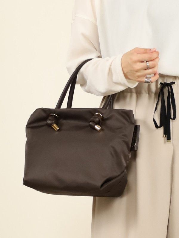 【VIOLA'dORO】ナイロンノットハンドルトートＳ