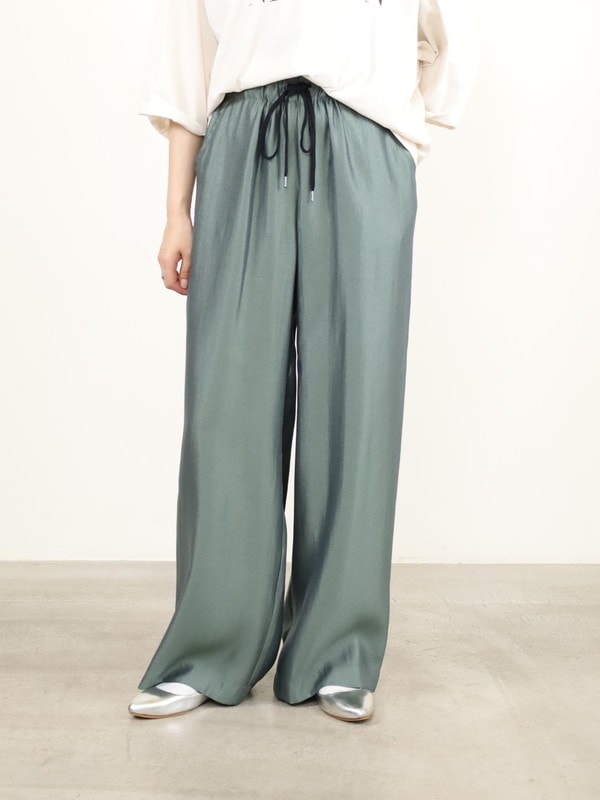 【trois】グラムツイルセミワイドパンツ