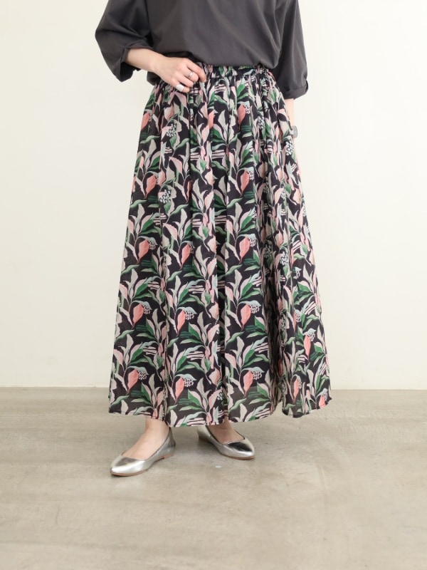 【trois】ギャザースカート