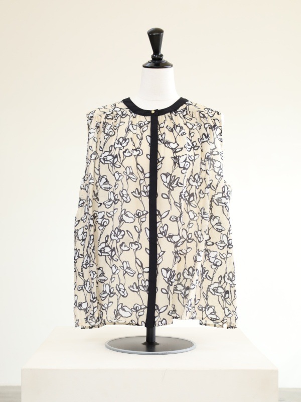 【trois】ノンスリギャザーブラウス