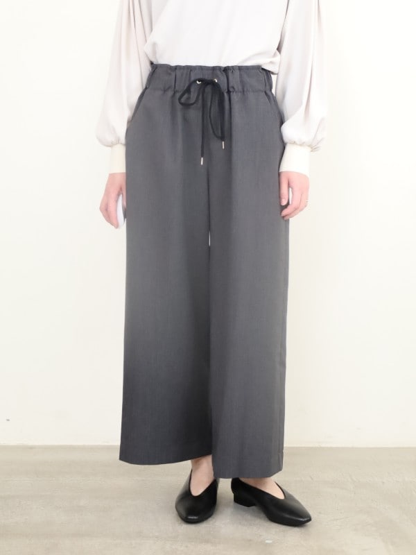 【trois】8.5分丈セミワイドパンツ