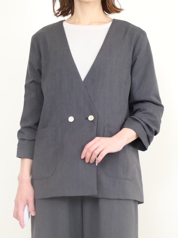 【trois】Vネック7分袖ノーカラージャケット