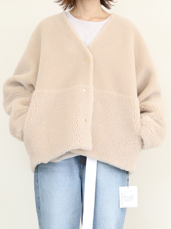 【MICA&DEAL】リバーシブルVネックボアショートコート
