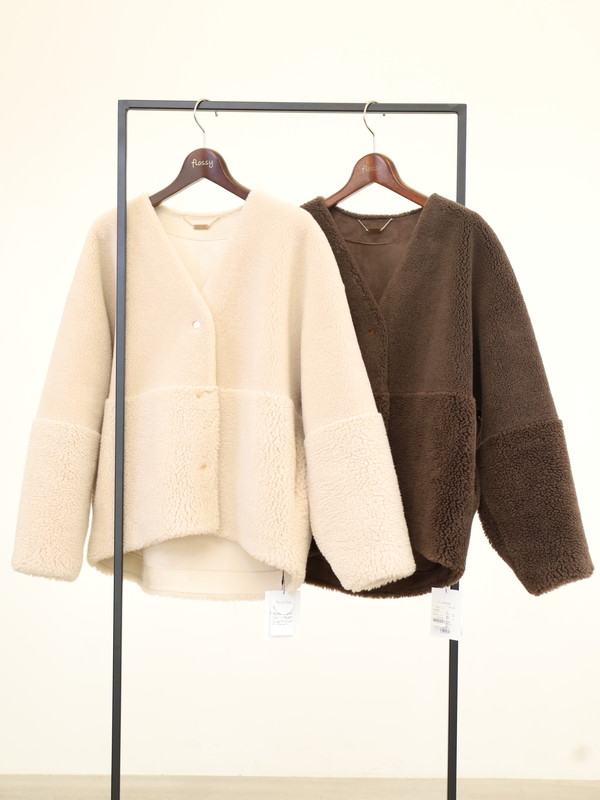 【MICA&DEAL】リバーシブルVネックボアショートコート