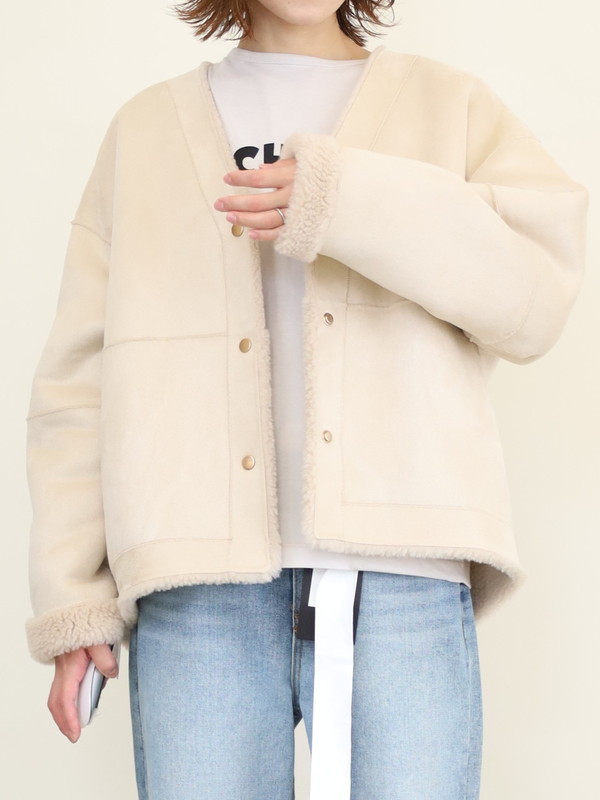 【MICA&DEAL】リバーシブルVネックボアショートコート