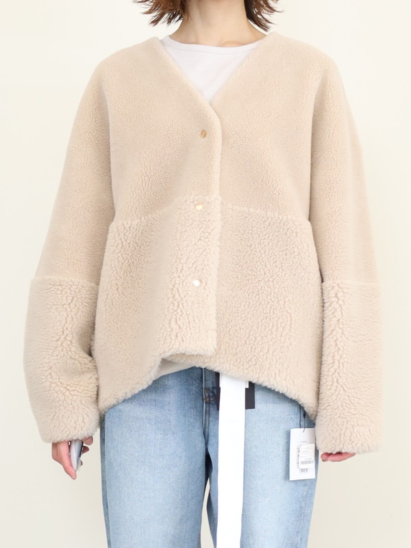 【MICA&DEAL】リバーシブルVネックボアショートコート