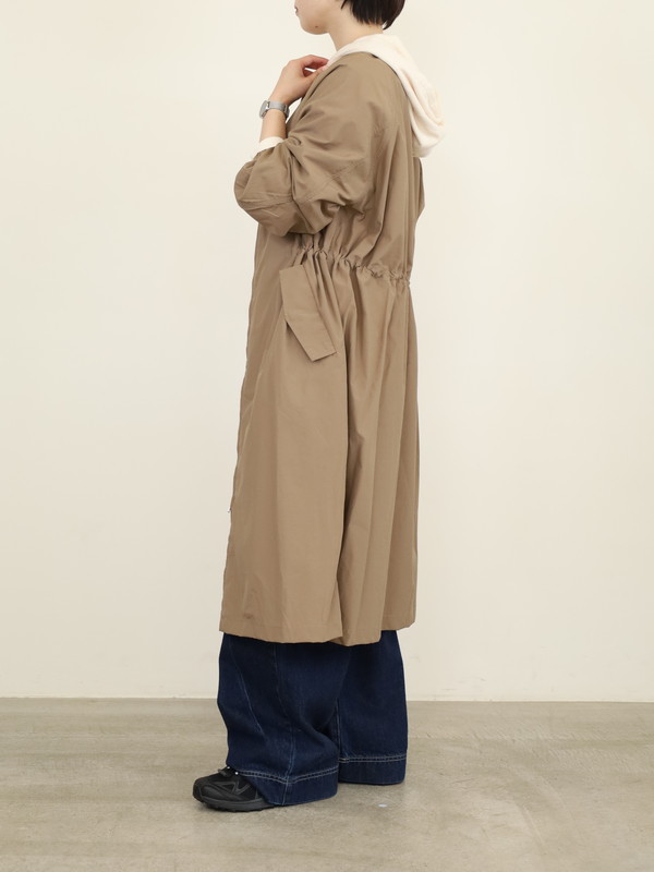 【Un carnet】ノーカラーライトコート