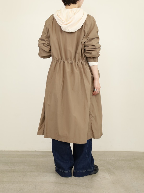 【Un carnet】ノーカラーライトコート