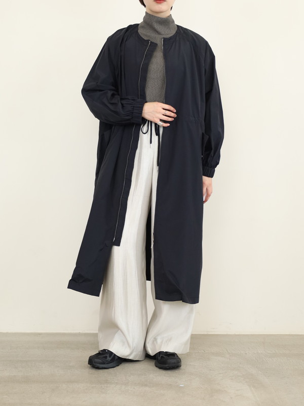 【Un carnet】ノーカラーライトコート