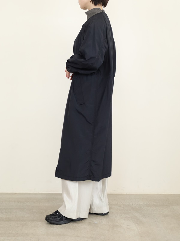 【Un carnet】ノーカラーライトコート