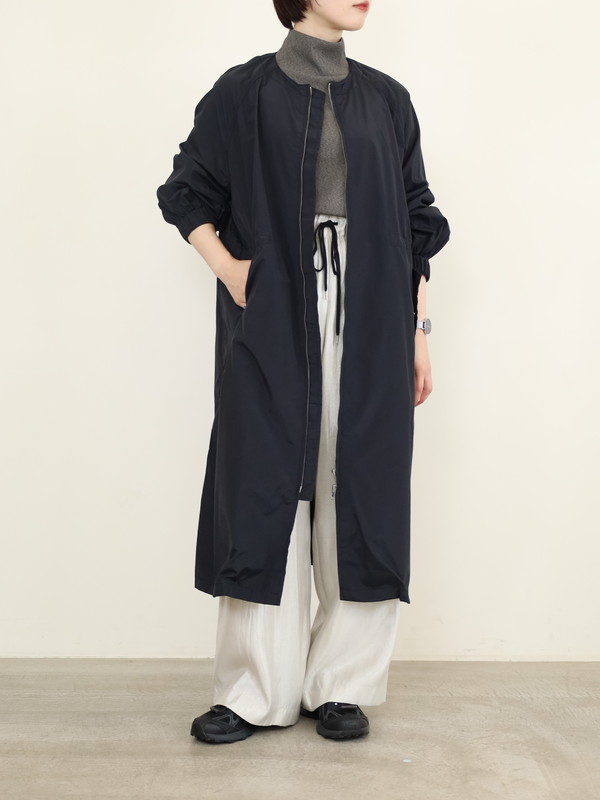 【Un carnet】ノーカラーライトコート