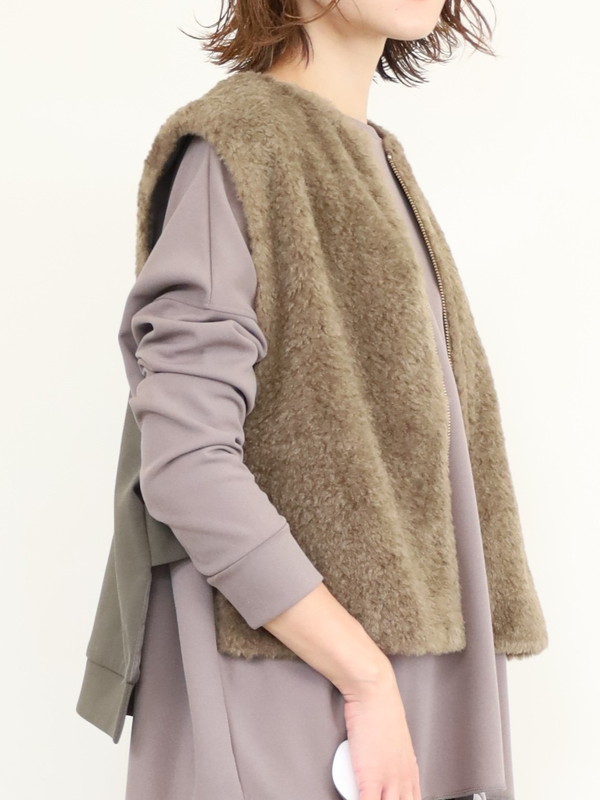 【trois】ボア×ポンチショート丈ベスト