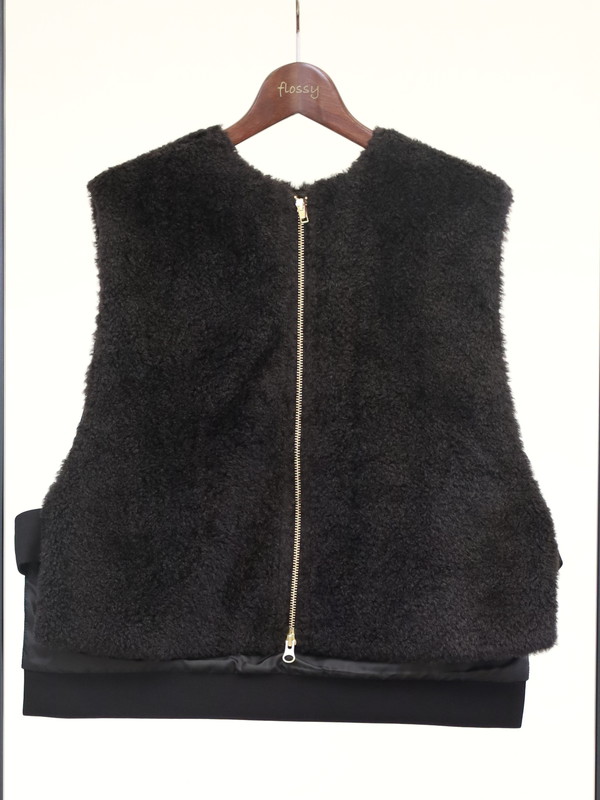 【trois】ボア×ポンチショート丈ベスト