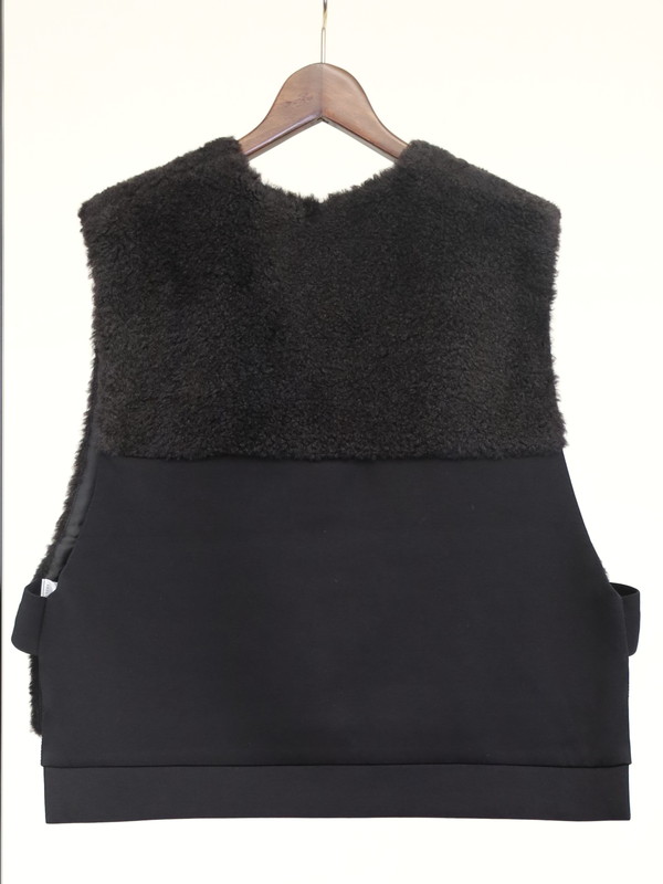 【trois】ボア×ポンチショート丈ベスト