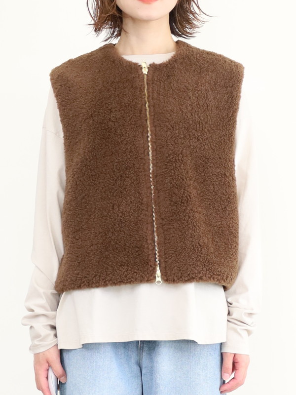 【trois】ボア×ポンチショート丈ベスト