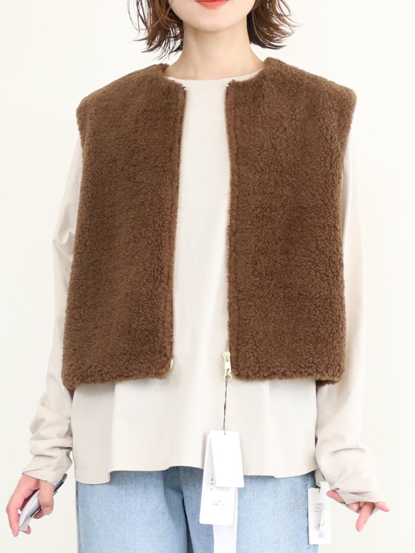 【trois】ボア×ポンチショート丈ベスト