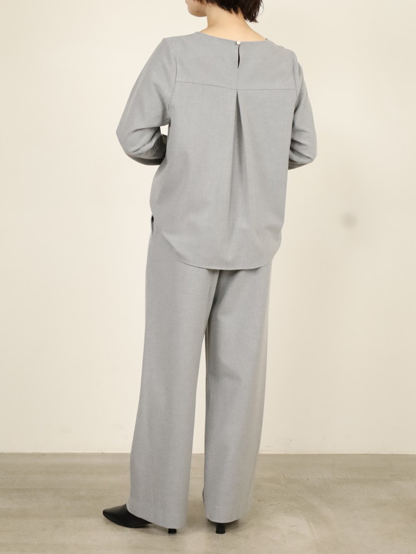 【Doneeyu】カシミヤタッチ長袖ブラウス