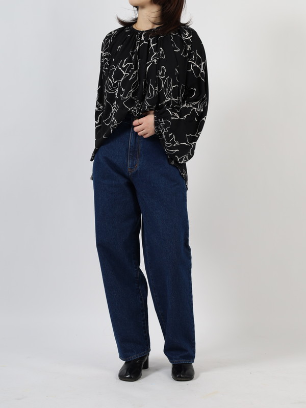 【EMUE】花柄ボリュームブラウス