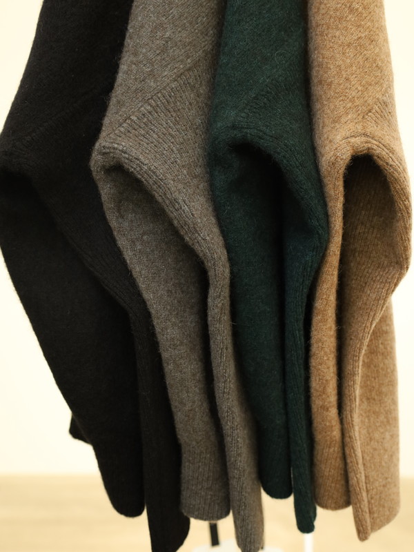 【CEaRET】前後両用ヤクニット