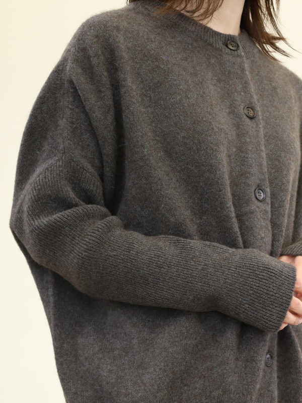 【CEaRET】前後両用ヤクニット