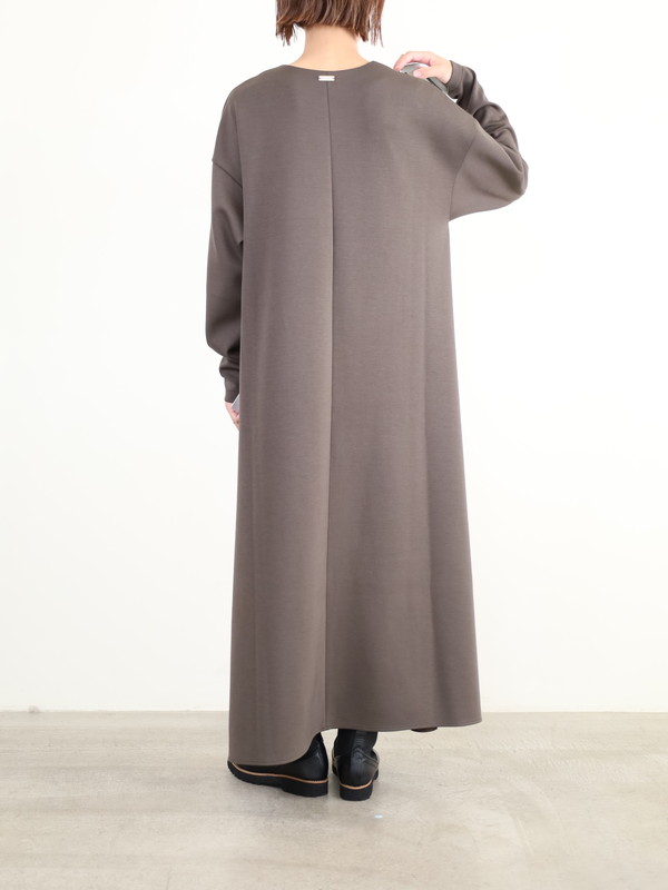 【MICA&DEAL】Vネックフレアワンピース