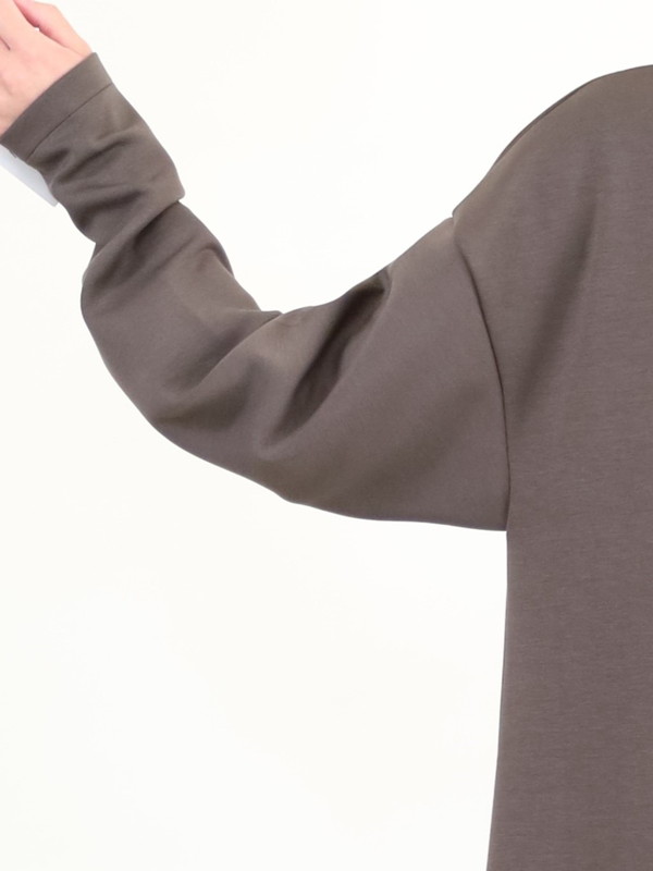 【MICA&DEAL】Vネックフレアワンピース