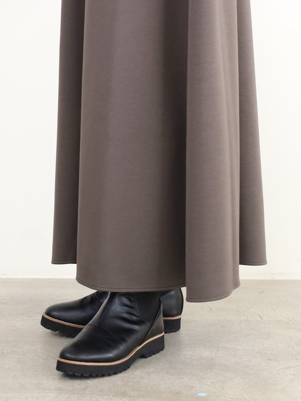 【MICA&DEAL】Vネックフレアワンピース