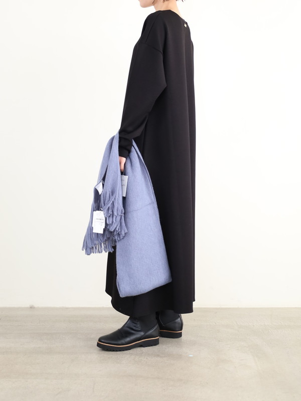 【MICA&DEAL】Vネックフレアワンピース