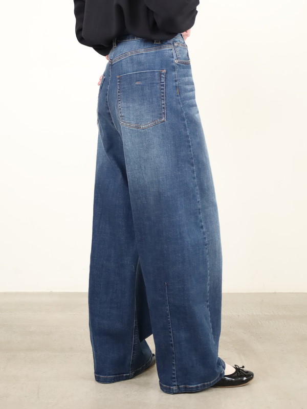 【ayane】バレルレッグデニムパンツ