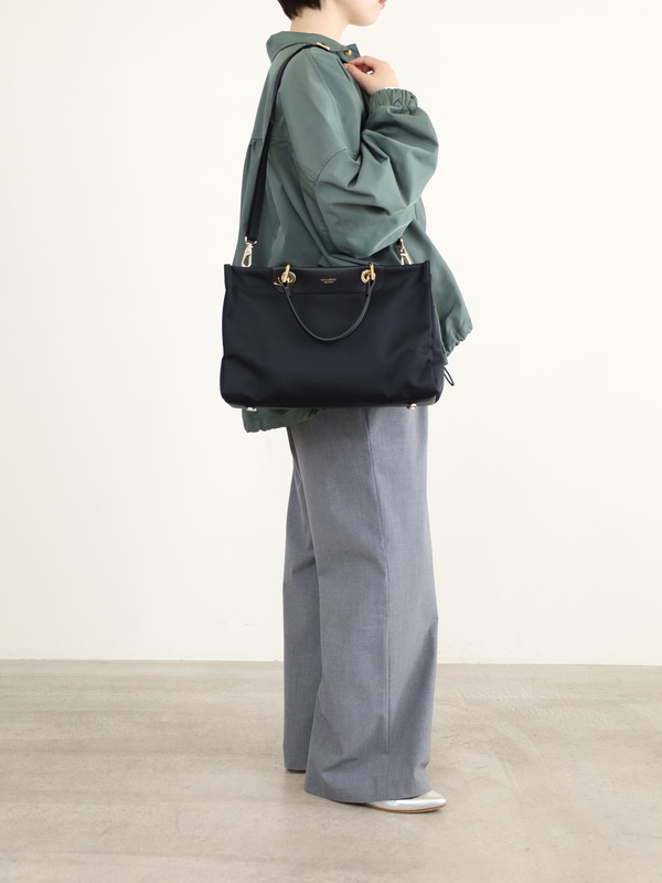 【VIOLA'dORO】ナイロンA4トートバッグ