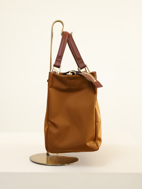 【VIOLA'dORO】ナイロンA4トートバッグ