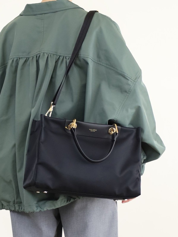 【VIOLA'dORO】ナイロンA4トートバッグ