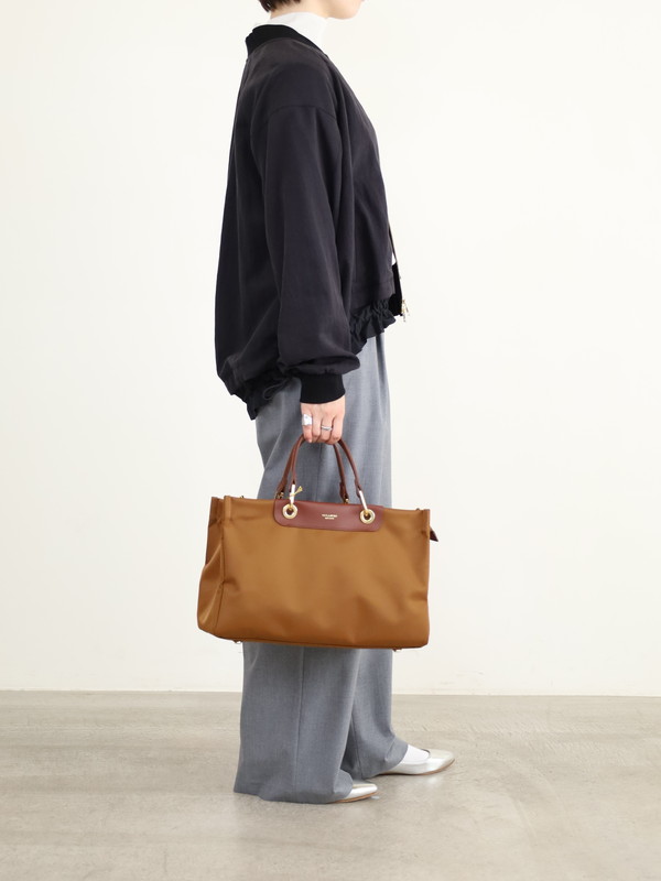 【VIOLA'dORO】ナイロンA4トートバッグ