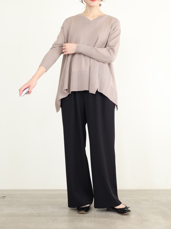 【ayane】Vネックイレギュラーヘムニット