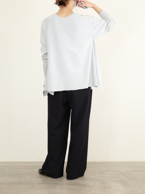 【ayane】Vネックイレギュラーヘムニット