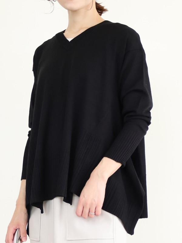 【ayane】Vネックイレギュラーヘムニット