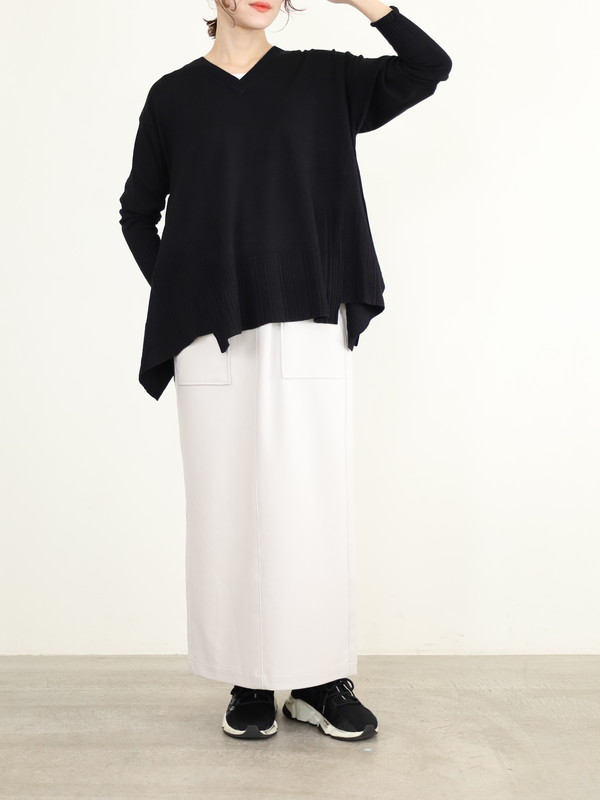 【ayane】Vネックイレギュラーヘムニット
