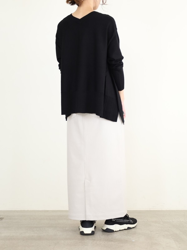 【ayane】Vネックイレギュラーヘムニット