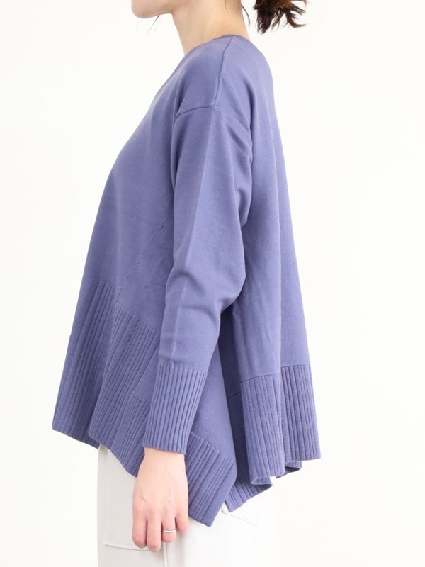 【ayane】Vネックイレギュラーヘムニット