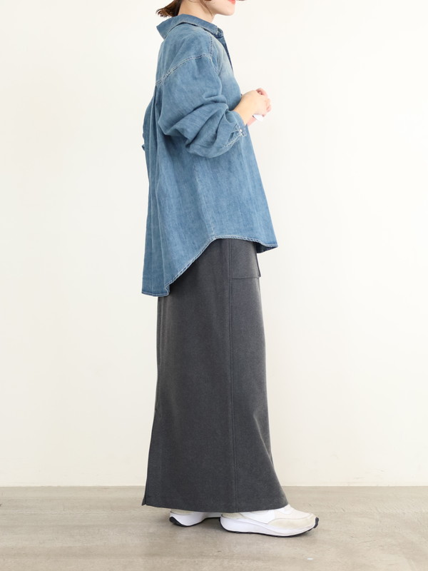 【tranoi】ドームボタンデニムシャツ