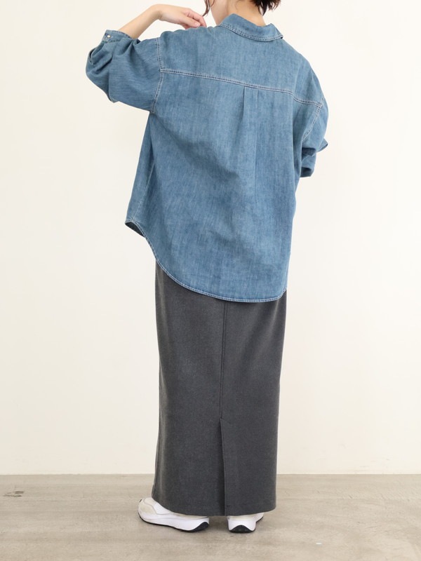 【tranoi】ドームボタンデニムシャツ