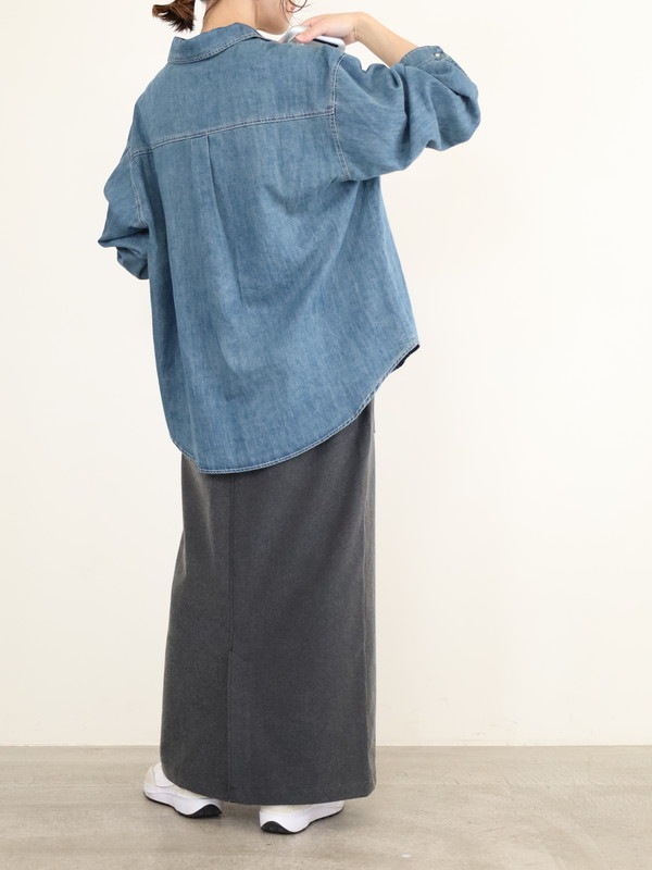 【tranoi】ドームボタンデニムシャツ