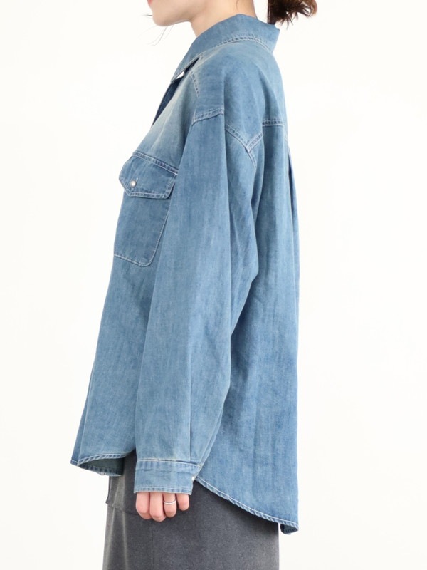 【tranoi】ドームボタンデニムシャツ