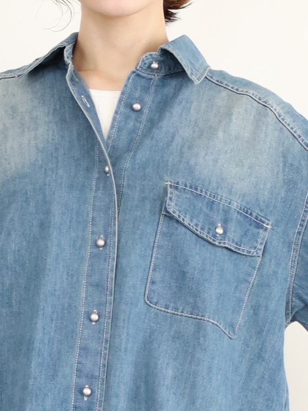 【tranoi】ドームボタンデニムシャツ