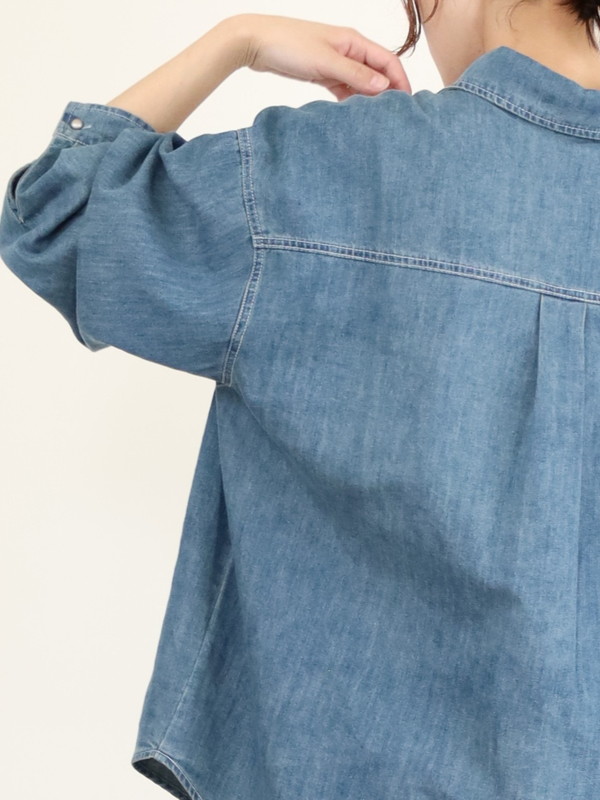 【tranoi】ドームボタンデニムシャツ